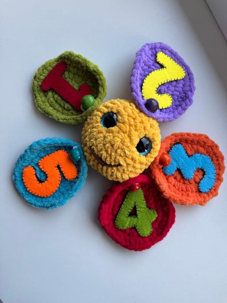 Attīstošā rotaļlieta "Zieds"